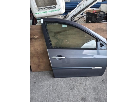 120103515-27c68ce4-8d59-4391-bd11-96a49100c995-Piece-Porte-avant-droit-7751479113-RENAULT-CLIO-3-PHASE-2-f3c9dc19f048a4d5f9c64002f2a355d29ac938350ce56a86feca47b0acd5b2e2_m.jpg