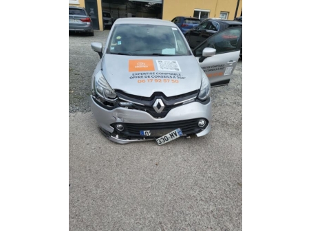 Vehicule-RENAULT-CLIO%204%20PHASE%201-2015-d86ad692a457eb001370e7f711ce0a29c9a600e4befbf568273fd572bfdb7aa5_m.jpg