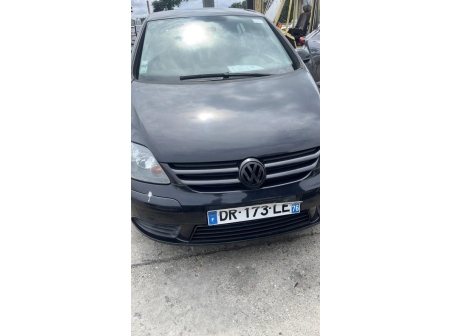 Vehicule-VOLKSWAGEN-GOLF%20PLUS%20PHASE%201-2006-c1965c58a7cef2fcd3cc87cb3900e56e9556f1d5b70d801520741ca599594b77_m.jpg