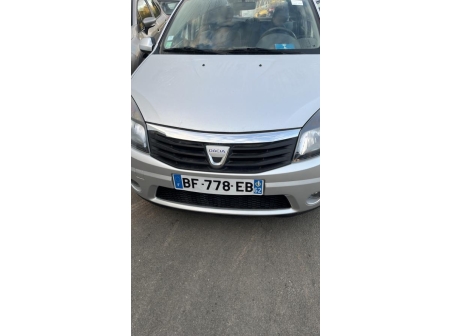 Vehicule-DACIA-SANDERO%201-2010-5741a23eb6fd1065fd72416faa477da5c66aefff47ef8e0c8bd952561b5f6caa_m.jpg