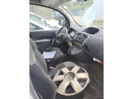 Vehicule-RENAULT-KANGOO%202%20PHASE%202-2017-193f8bddca530776a3ae2f7c626e87bfd0262f1af091a9d0c5e6ba874f9b8e4a_m.jpg