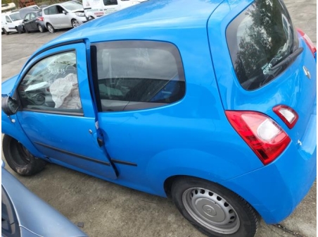 Vehicule-RENAULT-TWINGO%20-2012-2406e60dd76ecdefc6c5b26020171e31c1faa4f74f0dae650046270d9147260c_m.jpg