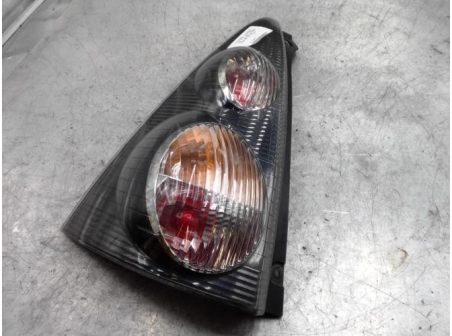 119390020-5aea2a10-1795-4f2d-957f-11663e2b3d36-Piece-119390020-Feu-arriere-principal-gauche-00006350X8-CITROEN-C1-1-db7c3c8d39dfee4387c33d8d77bbe9c89b3616d621b8d838ed001edb5fbf5931_m.jpg