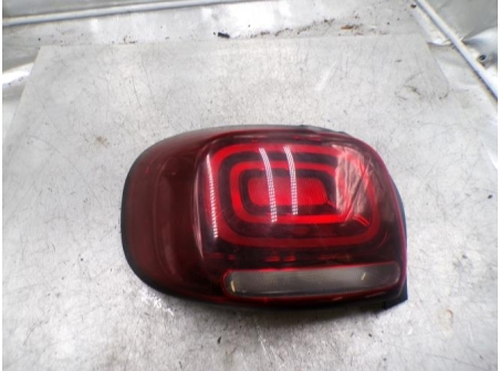 120525366-1c9cf921-f173-44e3-a300-1ece6efce9ae-Piece-Feu-arriere-principal-gauche-CITROEN-0315be6a54ea294ee8f604fba470ce97e5b0168897df842dfaf8da38063794ba_m.JPG