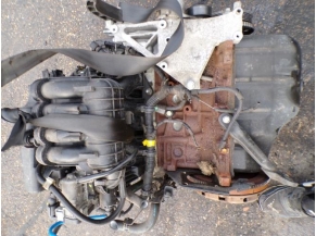 120530044-a6bdd386-49ec-4e02-a371-98fe76aba519-Piece-FIAT-500-2-PHASE-1-12i-8V-4a442077fa0880f80e851b5ceb1b2a340ea8966717c8aef7c268abbc14ba03e9_m.JPG 2