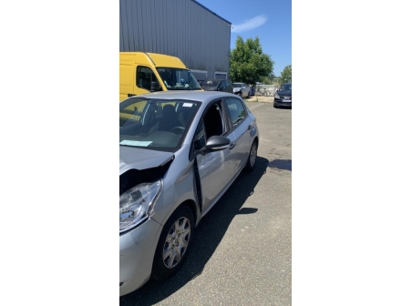Vehicule-PEUGEOT-208%201%20PHASE%201-2013-17cd963a26c8e197ce7f2fcbdd560e0b4972694cdb6932c0388c88547472a1f4_m.jpg