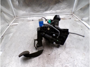 120579363-aa253eff-3cd0-4074-b811-fa32080dba48-Piece-RENAULT-31b7cec6279556459cf8cd74ccf8d1d7112231c5543ae3212d98e73970c31e35_m.JPG 2