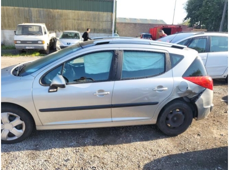Vehicule-PEUGEOT-207%20PHASE%201%20BREAK-2008-f1658b15f832ea966da25f3df3266c0f62ae110ce84b1dc5b72ebfb936213ef5_m.jpg