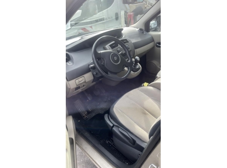 Vehicule-RENAULT-SCENIC%202%20PHASE%202-2008-c2adfe9abdb09f8cae8da4d42ba448e79554f1efe2240d183756aaafc4132d6a_m.jpg