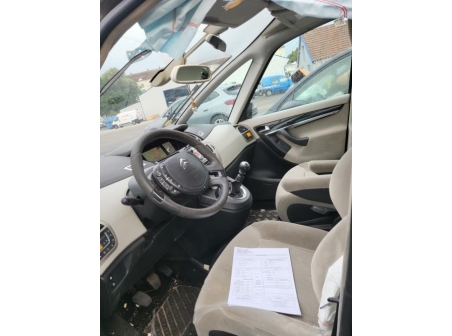 Vehicule-CITROEN-C4%20PICASSO%201-2010-e822d16a15de2340c70c3fda7cd2e991b44b908067af23f7200fa7d4ae1fcf47_m.jpg