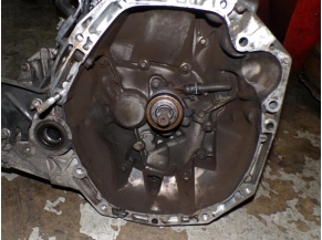 120832161-f84bba05-810f-4d1c-8e3d-40b8634458db-Piece-RENAULT-afe2422ea3b695a37782d5e052a9b421c8a11ab82209511af4d9fed60252e1b0_m.JPG 2