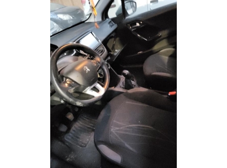 Vehicule-PEUGEOT-208%201%20PHASE%201-2013-2e047dac76b675aceddbbc608a49306876e05a9b1965414f277bea83d0f003db_m.jpg