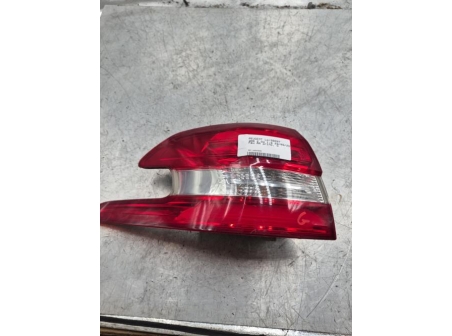 120542830-5e8e60c1-c5ff-428f-9cbc-4973962aedf1-Piece-Feu-arriere-principal-gauche-feux-9678093980-PEUGEOT-a13ca6ac8efcb7037e81da48e9c6a94dd53da0e4c4c983135d0f84b5b21d2470_m.jpg