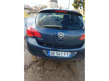 Vehicule-OPEL-ASTRA%20J%20PHASE%201-2011-d1edf14ebb29b1e28d79044fd7551ab41cdf288484e315b5ba9b2d2513c08282_m.jpg