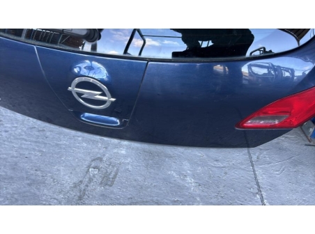 121128716-2e080480-7e05-4194-b43e-454c6ce9781e-Hayon-arriere-13372624-OPEL-ASTRA-J-PHASE-1-b2be714293ffaf9836ee7ab8fe6b7654d0a4e6a020499c7a43e0ef47cc518ef0_m.jpg