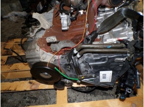 121159296-ff5df30f-7ba5-46d9-8796-940ff73832d9-Piece-RENAULT-CLIO-5-PHASE-1-15-BLUE-DCI-8V-TURBO-84224e804a94c7179a0c9c8d7fc08cba51e373ee6bd5c9144ba8a513ad998847_m.JPG 2