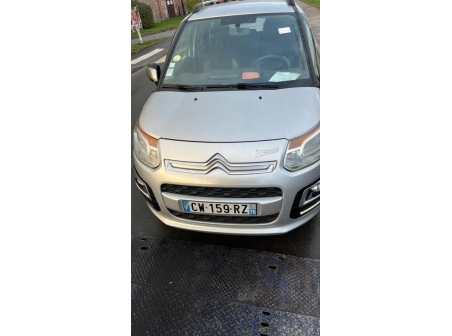 Vehicule-CITROEN-C3%20PICASSO%20PHASE%202-2013-31729d57c6cd6624ad573217c58cd794e66e65f7610e0473963390bb854af178_m.jpg