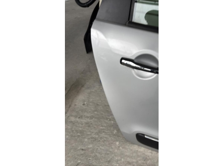 121316546-3e7831a0-e008-43bc-aed3-05a8ff9363a5-Piece-Porte-arriere-droit-00009008V6-CITROEN-C3-PICASSO-PHASE-2-059caf4f9a009e91b8878fbca5a1df19d9ae1faec1fe3c4a7e2c5f6067da65f1_m.jpg