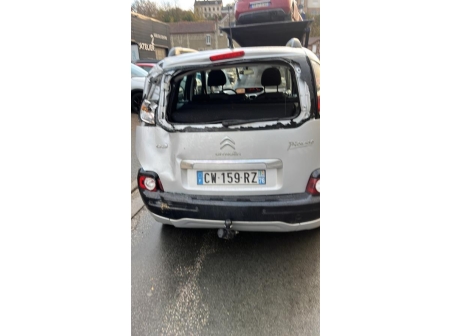 Vehicule-CITROEN-C3%20PICASSO%20PHASE%202-2013-d06e633b8ad0c33af456d1987ed5caac48ad3f7e0c89455a1e35508754c006b1_m.jpg