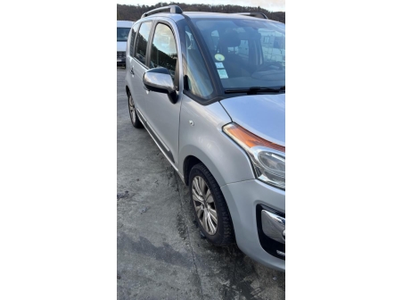 Vehicule-CITROEN-C3%20PICASSO%20PHASE%202-2013-d9a1153b726c520e771c82b4162708e30831f8212c270ed36898084ed6e0b19d_m.jpg