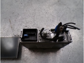 121345692-5c11e961-c865-4fcb-8c38-991627915c69-Piece-PEUGEOT-923179da13a43417e259c892398c69b95b840f1594b53e9ff2980b49e444456e_m.JPG 2