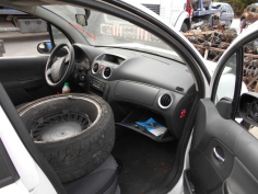 Vehicule-CITROEN-C3-PHASE-2-1-4-2006-6251d89731729d16b880e7f6f765922db555e702ec5a596fb4f17f8d888fdc7b.JPG 2