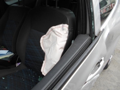 Vehicule-RENAULT-CLIO-III-PHASE-1-1-5-2006-c45f4f3ac5309587ba35c0bc03378fe494b3ade3f89b41c4f42775502d4eaa92.JPG 2