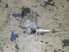 Piece-Maitre-cylindre-(freinage)-PEUGEOT-308-Diesel-9398e43cb23738de66df2b4d74be7f56cb80411a945837074c40f604f0a321f5.JPG 2