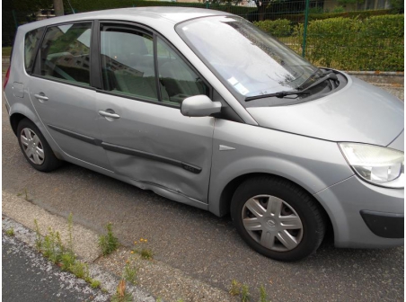 Vehicule-RENAULT-SCENIC-II-PHASE-1-1-5-2004-bfa64d29f6ebd4894631cb542d56be6f107aed0e7deb781678287b73e868f71b.JPG