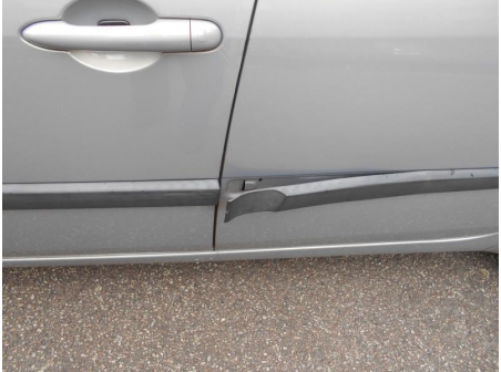 Vehicule-RENAULT-SCENIC-II-PHASE-1-1-5-2004-9534c8860b6e43cbae70468d8f438574d38faae60dcf7ea0b319d80528362d5b.JPG