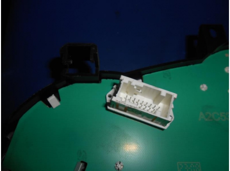 Piece-Compteur-PEUGEOT-207-PHASE-1-Diesel-9e3cc0d5c2054bba15e5311fdb52f5a05e78413c1f1f2757611c45f33634c815.JPG