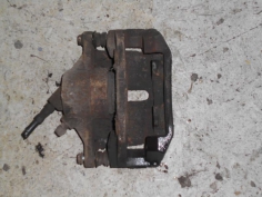 Piece-Etrier-avant-gauche-(freinage)-FORD-MONDEO-2000-MONDEO-CLIPPER-2000-Titanium-Diesel-943308343d2536817c76ed44b2c69368f123f3be6f227240c640e35c09906214.JPG 2