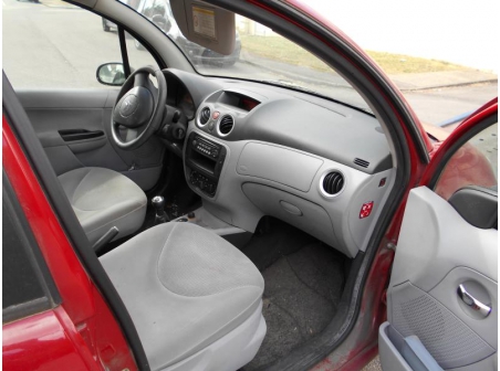 Vehicule-CITROEN-C3-PHASE-2-1-4-2006-908f3abb822397887e0bc0e9d1132db1bbbc4b67d28276c645997c3be4231238.JPG