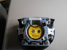 Piece-Air-bag-conducteur-FORD-MONDEO-2000-MONDEO-CLIPPER-2000-Titanium-Diesel-3890d186dd9be191cea232a3d39e8130e8d735d42e9a2c064462b4ea9c01bd46.JPG 2