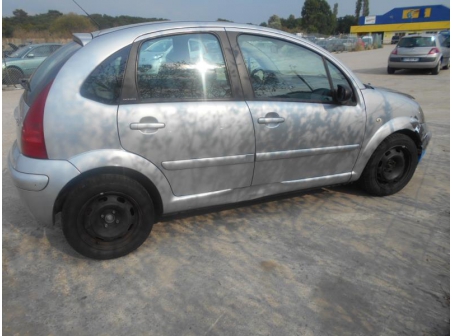 Vehicule-CITROEN-C3-PHASE-1-1-4-2005-7991596944a805812a2100ef70b84b64b5ba06f92ff1535ba083d9f2e137ec06.JPG