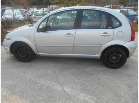 Vehicule-CITROEN-C3-PHASE-1-1-4-2005-fc379849b85b25a5e6988380dacce9e9fd53bbcb2a43aac9adfcb08d7257e921.JPG