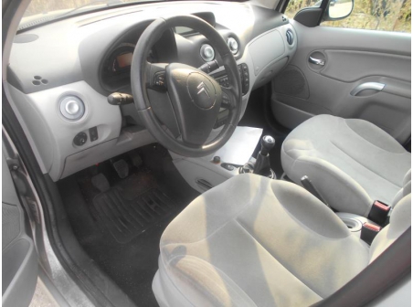 Vehicule-CITROEN-C3-PHASE-1-1-4-2005-fc2b4db127f2a1ff014c43e1f52b9966183e37829797df321bd9edd99cc9c2db.JPG