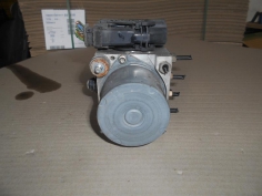 Piece-Bloc-ABS-(freins-anti-blocage)-PEUGEOT-307-Essence-c7d99c0ca0e4252c3bb1348c1db68b0a1678b5279d12332d2f9224e4aa1cc3c6.JPG 2