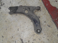 Piece-Triangle-avant-gauche-AUDI-A3-(8L)-A3-EVOLUTION-2000-Diesel-caa9daa93ce094db3d165983386da3e3d930a002e8095e145629d20a3261349b.JPG