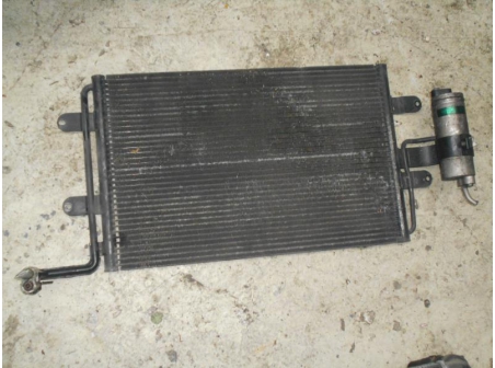 Piece-Condenseur-de-clim-AUDI-A3-(8L)-A3-EVOLUTION-2000-Diesel-bde11828a176fd658c4b9993cafc064ec9c972274a048ccf7adc63c14c2f5341.JPG