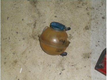 Piece-Vase-dexpansion-AUDI-A3-(8L)-A3-EVOLUTION-2000-Diesel-2951254d62a5e3c15ff7686abab311ba260ee0994631298899c7b5dc56605777.JPG