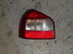 Piece-Feu-arriere-principal-droit-(feux)-AUDI-A3-(8L)-A3-EVOLUTION-2000-Diesel-b61d411bab872f467d118d7ff6aa80dc9f9ff67a90d561afae96bfc638864a81.JPG