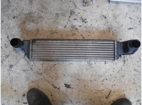Piece-Echangeur-air-(Intercooler)-BMW-SERIE-3-E46-PHASE-1-320d-Diesel-b0fa83de6abed83fb94628cc743a6ddab4b6870583be583f939c8ff6e944f7d7.JPG