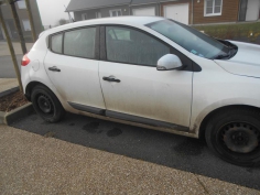 Vehicule-RENAULT-MEGANE-III-PHASE-1-1-5-2011-5f5863240f8087a7764e58fa67a084aea8d7bd9f63f41cb35f3e25184af37765.JPG 2