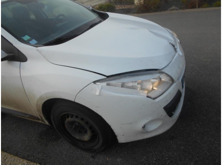 Vehicule-RENAULT-MEGANE-III-PHASE-1-1-5-2011-bc1c33cb87f3c1a50a597ac5e303e2c4a3ac03589fe5029984b44366445011ed.JPG Vehicule-RENAULT-MEGANE-III-PHASE-1-1-5-2011-bc1c33cb87f3c1a50a597ac5e303e2c4a3ac03589fe5029984b44366445011ed.JPG