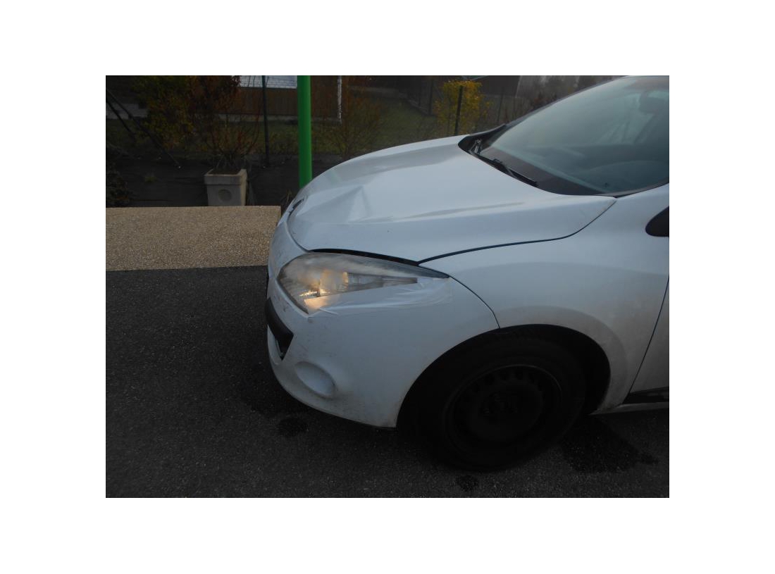 Vehicule-RENAULT-MEGANE-III-PHASE-1-1-5-2011-990e3f4039af8a0b430019ea38d8cdebdf890bbf9e8e0fbacc2db34479327b9b.JPG Vehicule-RENAULT-MEGANE-III-PHASE-1-1-5-2011-990e3f4039af8a0b430019ea38d8cdebdf890bbf9e8e0fbacc2db34479327b9b.JPG