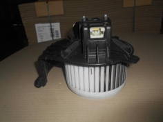 Piece-Ventilateur-chauffage-RENAULT-KANGOO-EXPRESS-PHASE-2-Diesel-5d0a4b53e71838f4fe7638796155b7d4f5e1060eee2dbf527705d61e2c8d2978.JPG 2