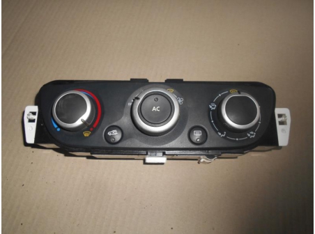 Piece-Commande-chauffage-RENAULT-MEGANE-III-PHASE-1-Diesel-e05073e56bc9b3a2ef162deaf86e372e4af5d01c6b07b85b1ac34d96e11a2e31.JPG