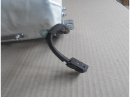 Piece-Air-bag-passager-BMW-SERIE-3-E46-PHASE-1-320d-Diesel-64e718e7c290cc729a297b2fe3124195352ef6288042de2e092583c1ead8a523.JPG