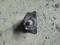 Piece-Support-moteur-droit--6faec932e3b4788ddf8364f869937a0256a1e70cc82f7fdd0be0b4d1d13bf784.JPG